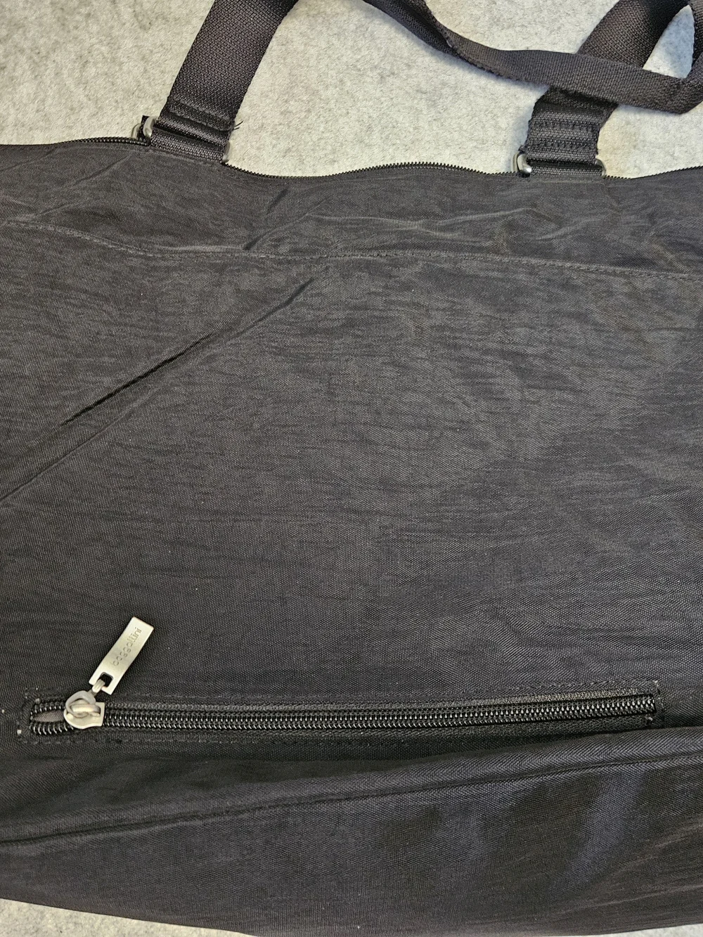 Baggallini Black Laptop Nylon Everyday Tote with Front Pockets